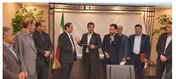پایندگان، مدیریت  