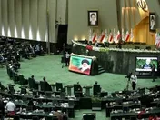 دولت در میدان اصلاح ساختار اقتصادی قرار گرفته است