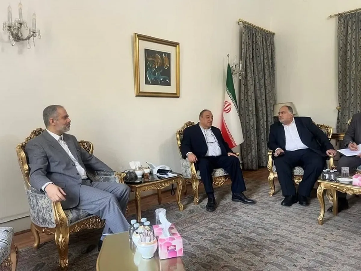 نشست مدیران کوثر با معاون دیپلماسی اقتصادي وزارت خارجه