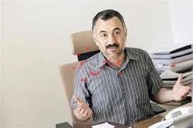 بورس غیر واقعی است و نماینده اقتصاد ایران نیست /فعالین بورس هیاهو نکنند/رانت دولت سابق برای بورس