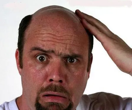 اجرای سیاست یک بام و دو هوا در بورس