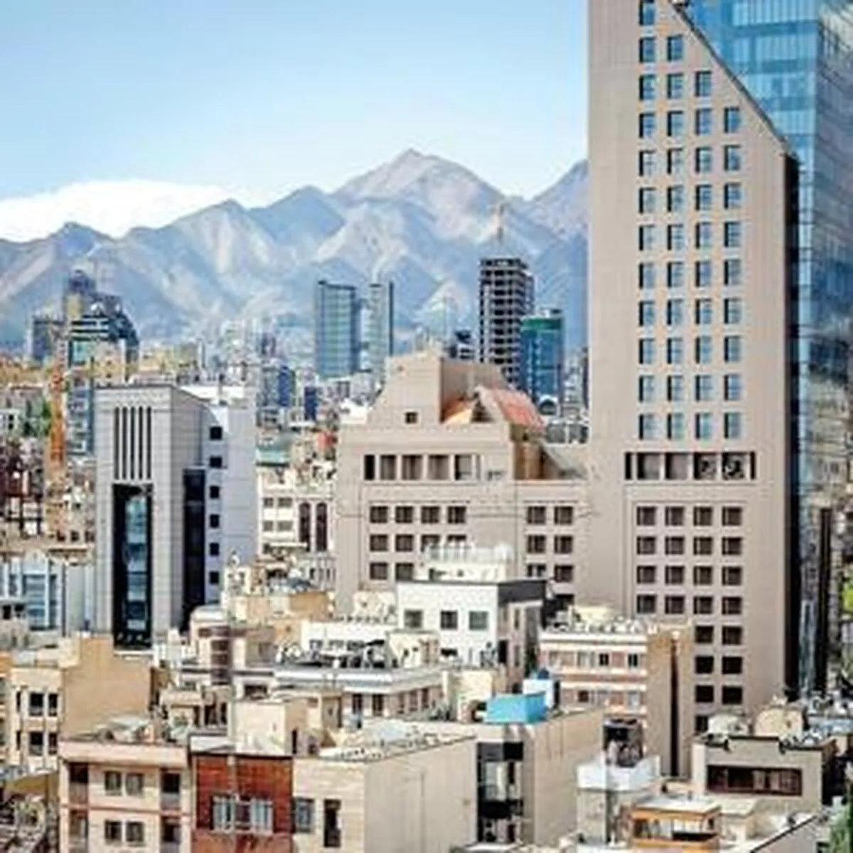 رکود عمیق‌تر در بازار مسکن؛ انتظار برای نتایج مذاکرات شنبه موجب توقف خرید و فروش‌ها شد