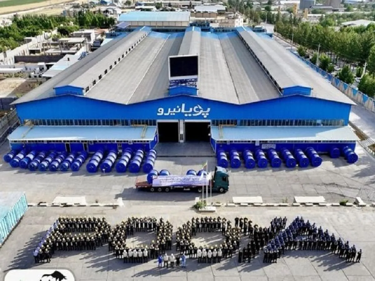 درآمد  ۲۰ میلیارد تومانی 