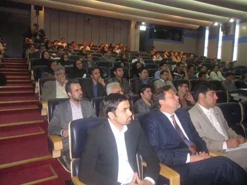 پشتیبانی مالی سازمان بورس لازم است