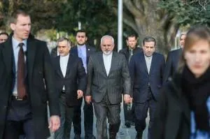 رويترز به نقل از مسئولان مذاکرات: ايران و 5+1 به توافق نزديک شدند/ پيش نويس 2 تا 3 صفحه اي تنظيم شد