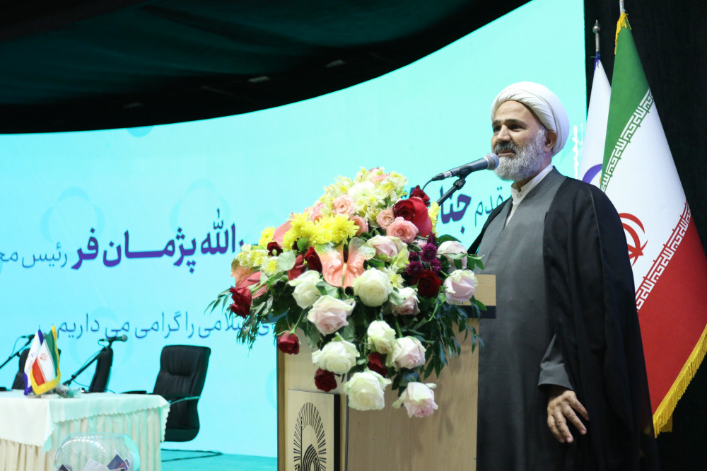 تأکید نمایندگان مجلس بر شفافیت، اعتماد عمومی و بازگشت بانک‌ها به مأموریت اصلی در همایش مؤسسه اعتباری ملل