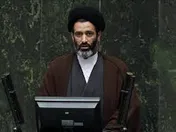 دولت مهلت دوساله‌ای را در اختیار خودروسازان قرار دهد