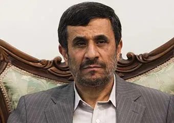احمدی نژاد خبر از “رسوایی” داد