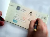 بانک توسعه تعاون مبالغ مرتبط با چک‌های واگذار شده را در همان روز واریز می‌کند