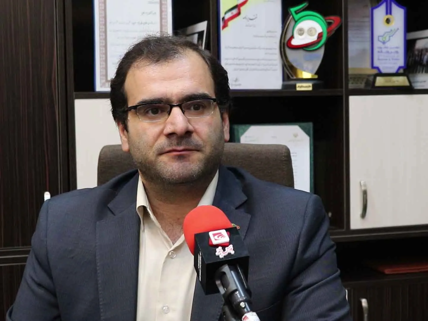 دیده شدن نیاز‌های آموزشی در نمایشگاه فاینکس/ بورس یک بازار علمی و دانش‌بنیان