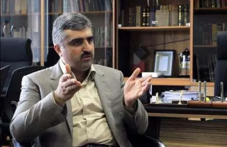 قراردادهای نفت به جای شبه دولتی ها، مستقیما با پیمانکاران دست دوم امضا می شود