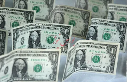 بانک‌ها امروز دلار را چند خریدند؟