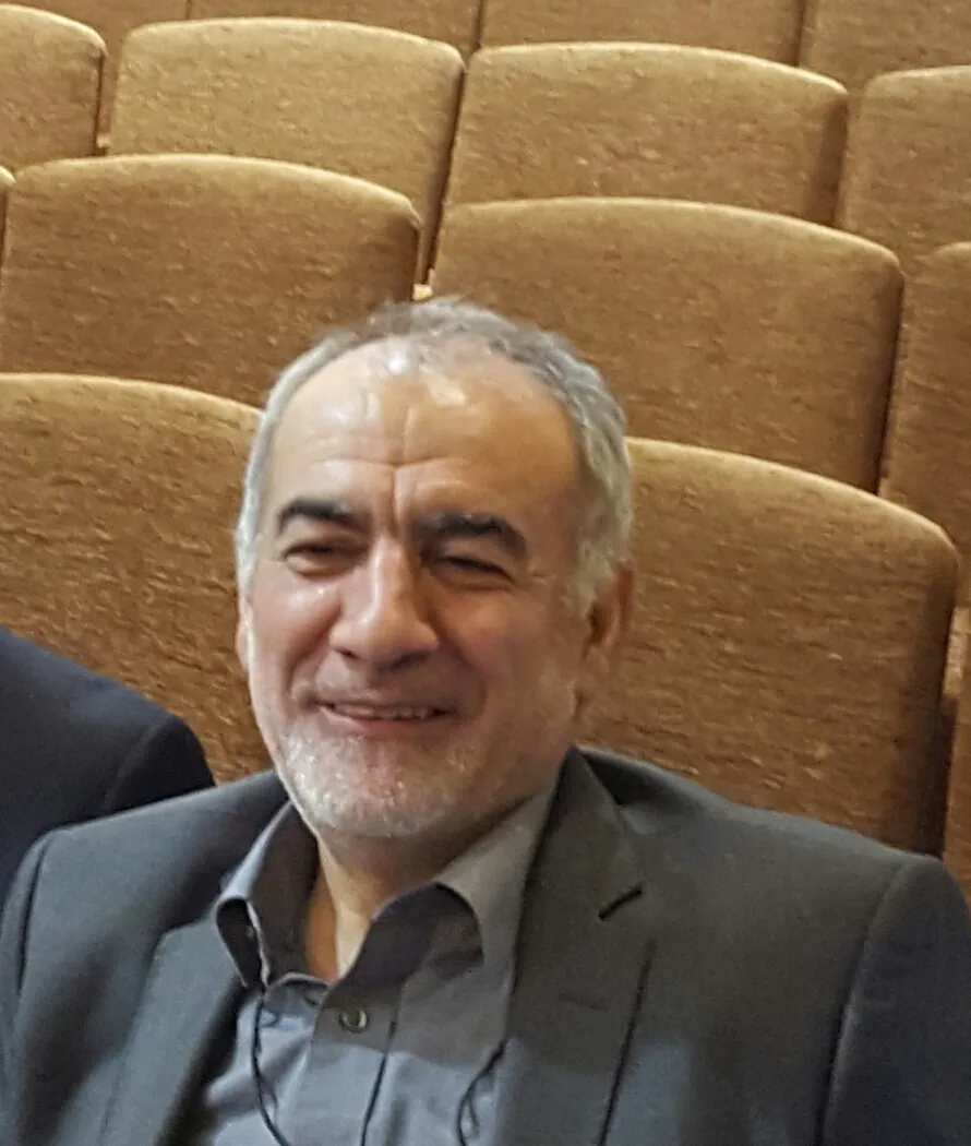خلق نقدینگی، علت اصلی مشکلات بازار ارز/ حذف زمینه های فساد به جای برخورد چکشی
