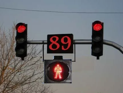 سهامداران 89 نماد پشت چراغ قرمز بورس