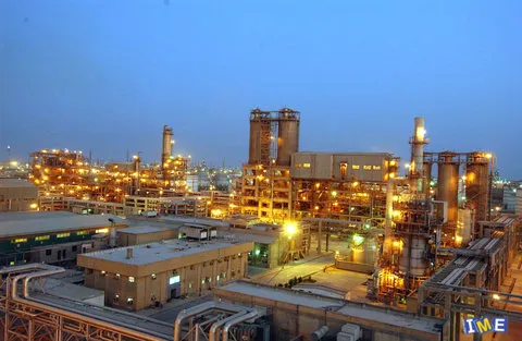 سومین عرضه پتروشیمی تندگویان در قالب قرارداد بلندمدت در بورس کالا