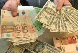 حباب ۲۰ درصدی در بازار ارز/ کاهش نرخ ارز در صورت مدیریت صحیح بازار متشکل ارزی