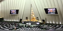 کدام نمایندگان امضای خود را از پای برگه استیضاح فانی برداشتند؟