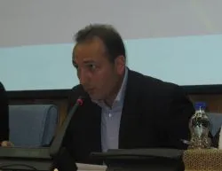 باما همچنان نگین صنعت روی ایران