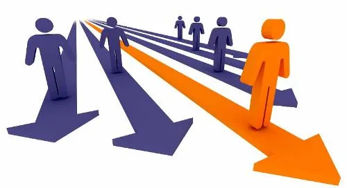 پیشتازی سفته بازان در تقابل با تحلیلگران بنیادی