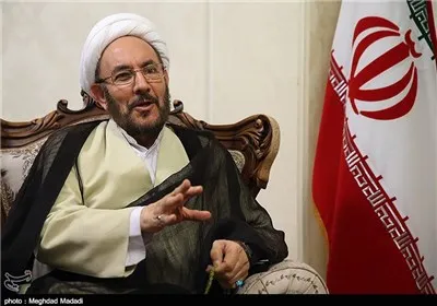 عوامل اسیدپاشی هنوز شناسایی نشده‌اند/ عامل این جنایت مزدور خارج است