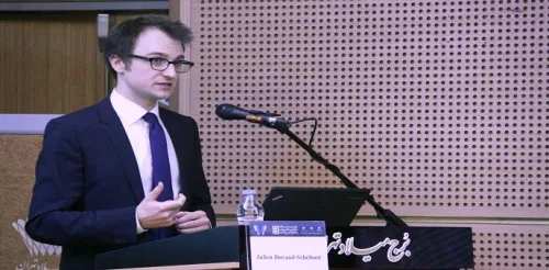 کیف پول همراه در ایران باید رایگان ارایه شود