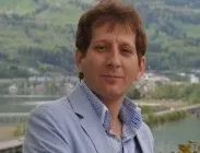 بسیجی اقتصادی که حدود 2 برابر بورس درآمد سالیانه دارد/فقط روزی 80 میلیارد تومان