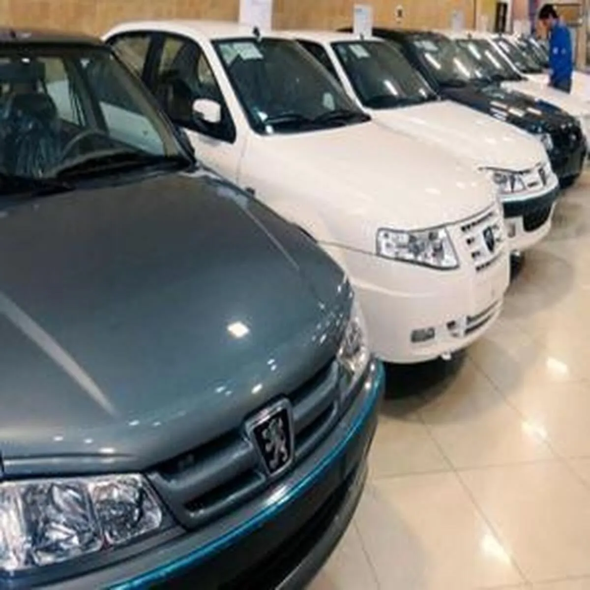 کاهش چشمگیر قیمت‌ها در بازار خودرو