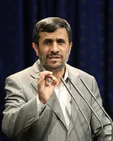 احمدی‌نژاد: چرا قائم‌مقام بانک مرکزی را دستگیر کردید؟/ نامردی هم جواب دارد