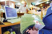 مطالبات بانکی‌‌ها از دولت چقدر است