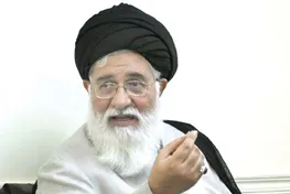 تذکر ائمه جمعه قم، تبریز و مشهد درباره سفارت انگلیس و اینترنت