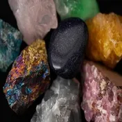 گوهرسنگ‌ها دیگر در دسته کالاهای لوکس قرار نمی‌گیرند