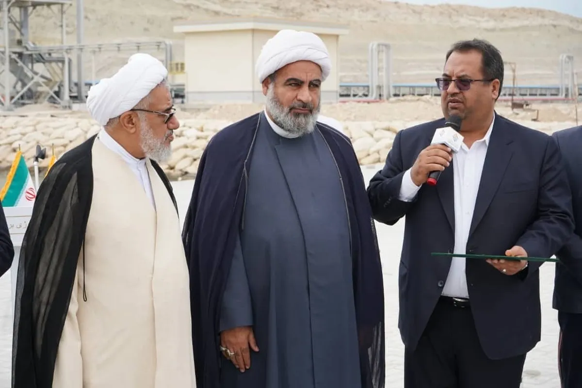 بیش از ۳ میلیون تن صادرات و واردات از بندر پارسیان انجام شد