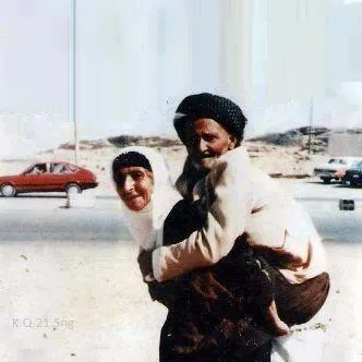 گاهی شاید مجنون زن باشد!/ عکس