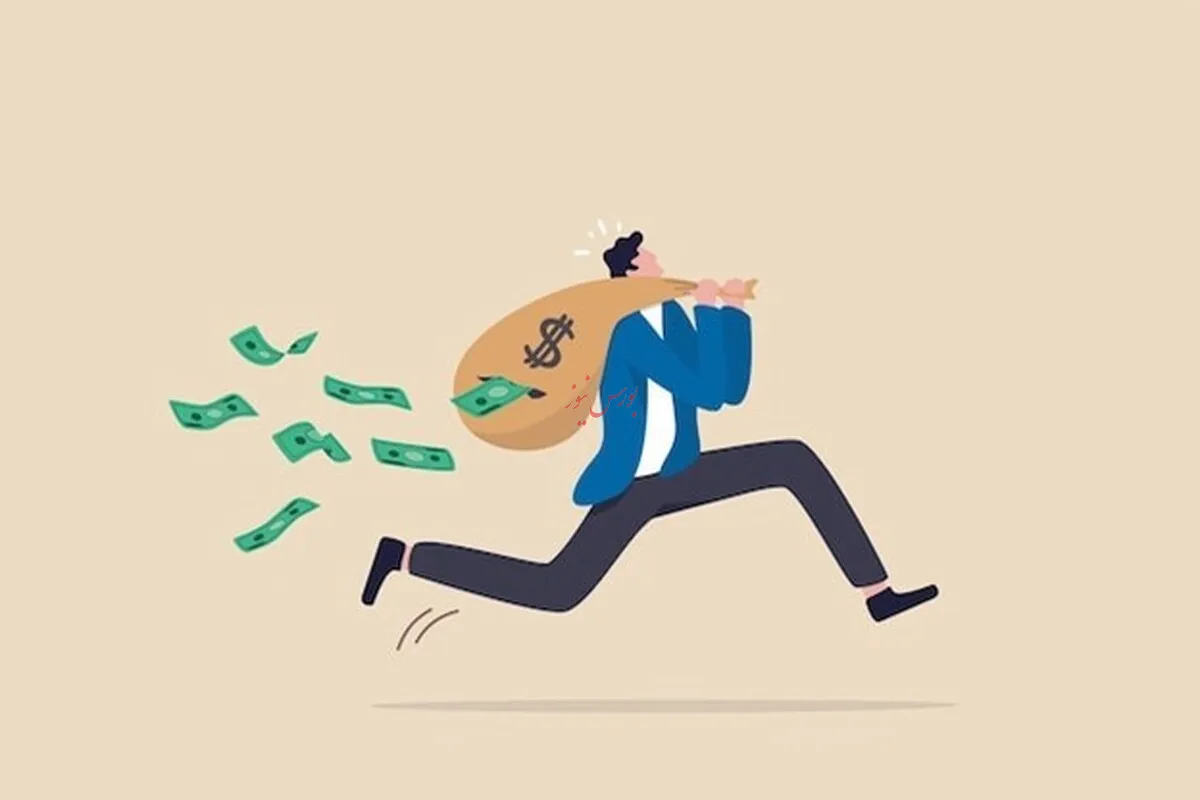 کلاهتان را سفت بگیرید، انگار اینجا خبری از نظارت نیست!
 