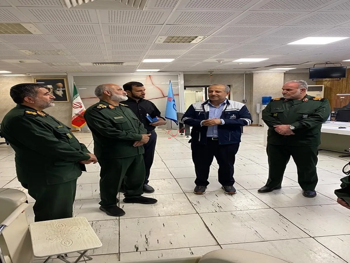 بازدید فرمانده قرارگاه سپاه کربلای جنوب از پتروشیمی فن آوران