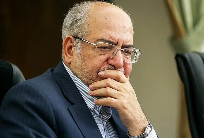 نعمت زاده:بازار سرمایه قطعاً یک روزه اصلاح نمی شود / بانکها ضعیف شده اند /«ایران خودرو» و «سایپا» بیش از دو هزار میلیارد تومان دارایی فروخته اند