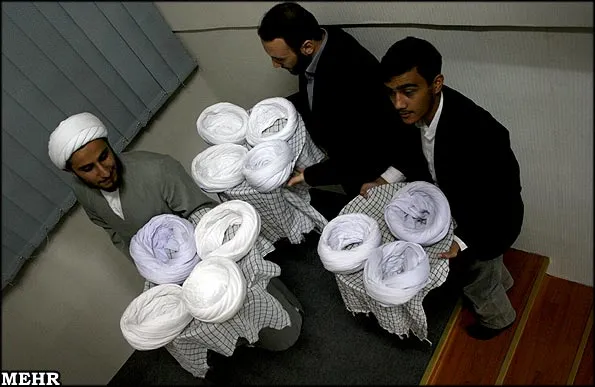 عمامه و تحریم پارچه انگلیسی