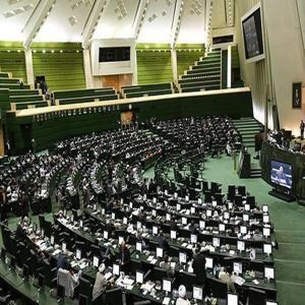 ارائه گزارش کمیسیون انرژی مجلس درباره خاموشی‌های فراگیر تابستان ۱۴۰۴