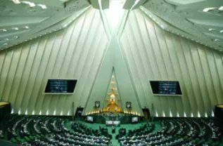 تمدید مهلت پرداخت بدهی تولیدکنندگان به بانک‌ها تا پایان بهمن 97