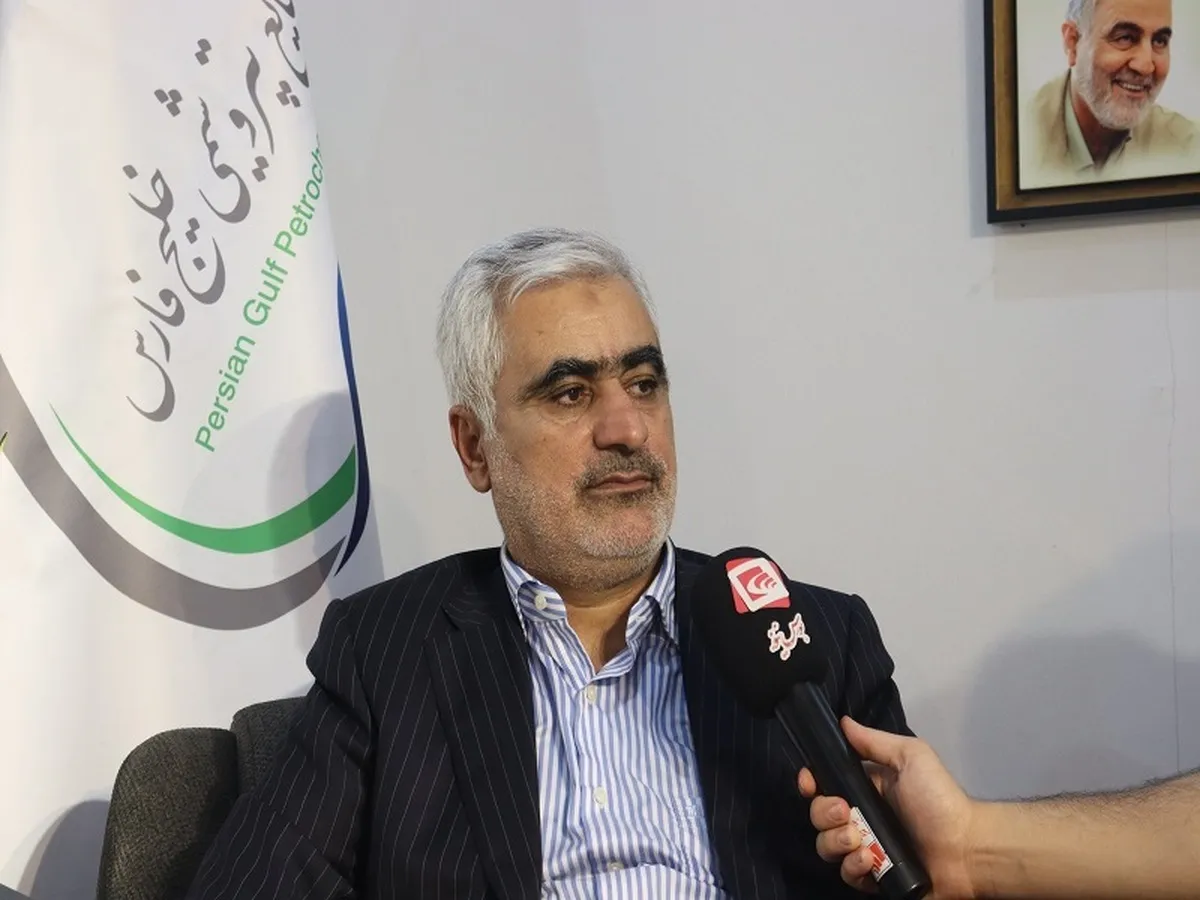 توسعه کلان پتروشیمی در صنایع پایین دستی/ توسعه زنجیره ارزش در صنعت پتروشیمی، سیاست هلدینگ خلیج فارس است
