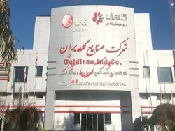 روند نزولی فروش و درآمد 