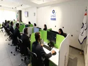 پاسخگویی به بیش از ۲۶۰ هزار تماس در مرکز ارتباط با مشتریان بانک سینا در سال ۱۴۰۳