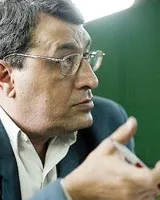 تقسیم سود سهام ، عامل اصلی شکنندگی ساختار شرکت های بورسی