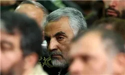 حضور قدرتمند قاسم سلیمانی و آزادسازی جرف‌الصخر/ ژنرال سلیمانی حتی در خط مقدم جلیقه ضدگلوله نمی‌پوشد