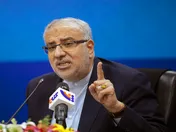 افتتاح پالایشگاه جمع‌آوری گاز‌های میادین نفتی در غرب کشور