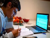 آغاز آموزش غیرحضوری مدارس از فردا