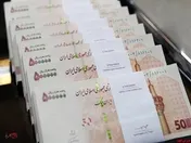 تصویب کلیات متناسب سازی حقوق کارکنان و بازنشستگان