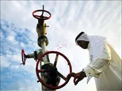 کاهش قیمت نفت عربستان به مشتریان آسیایی