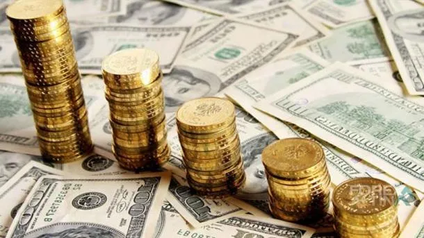 سکه آرام نگرفت/ دلار در انتظار کاهش قیمت ماند