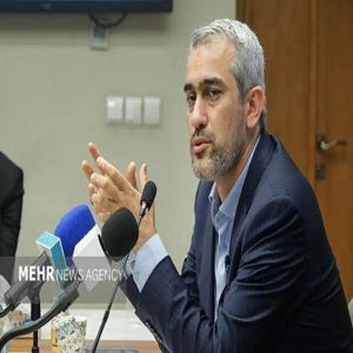 حمایت از بنگاه‌های اقتصادی و بازارهای مالی در اولویت قرار دارد